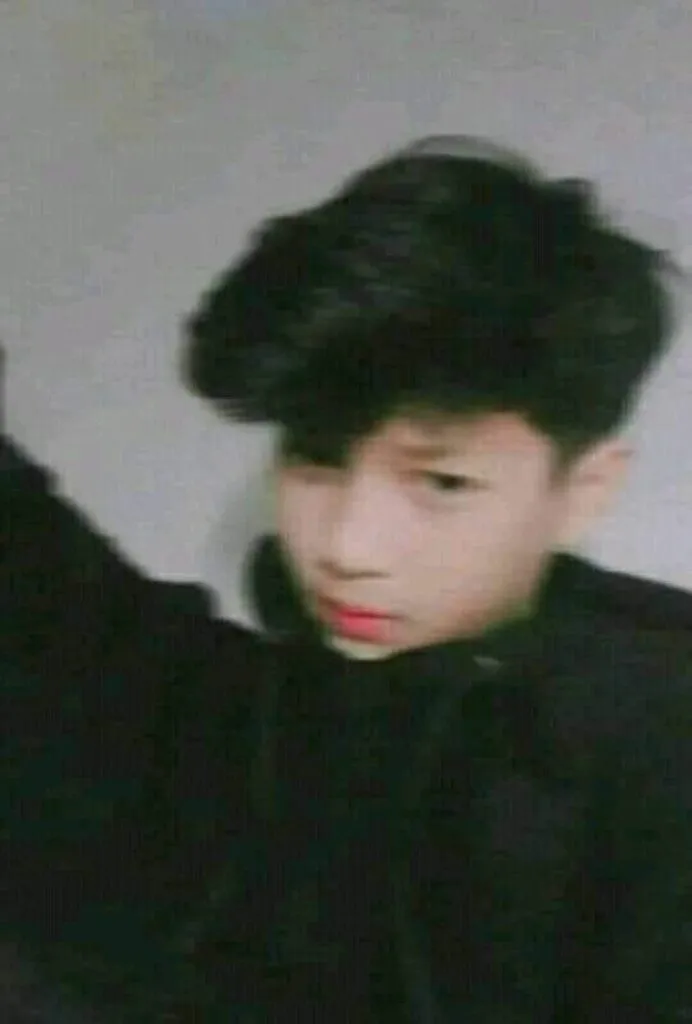 Foto Cowok Ganteng Buat Foto Profil