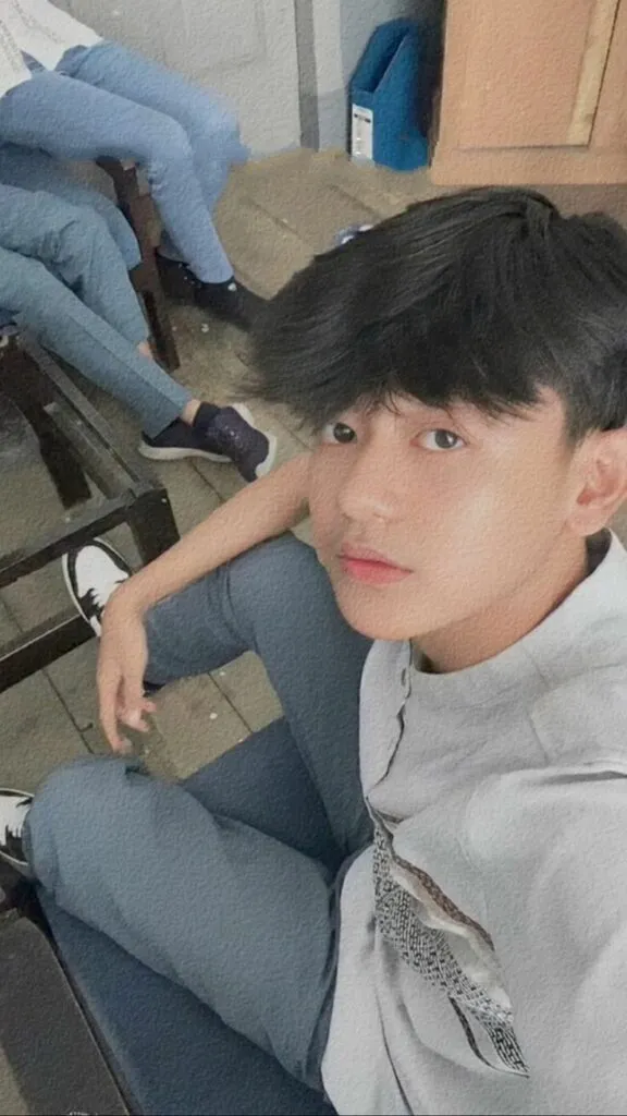 Foto Cowok Ganteng Buat Foto Profil