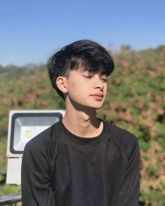 Foto Cowok Ganteng Buat Foto Profil