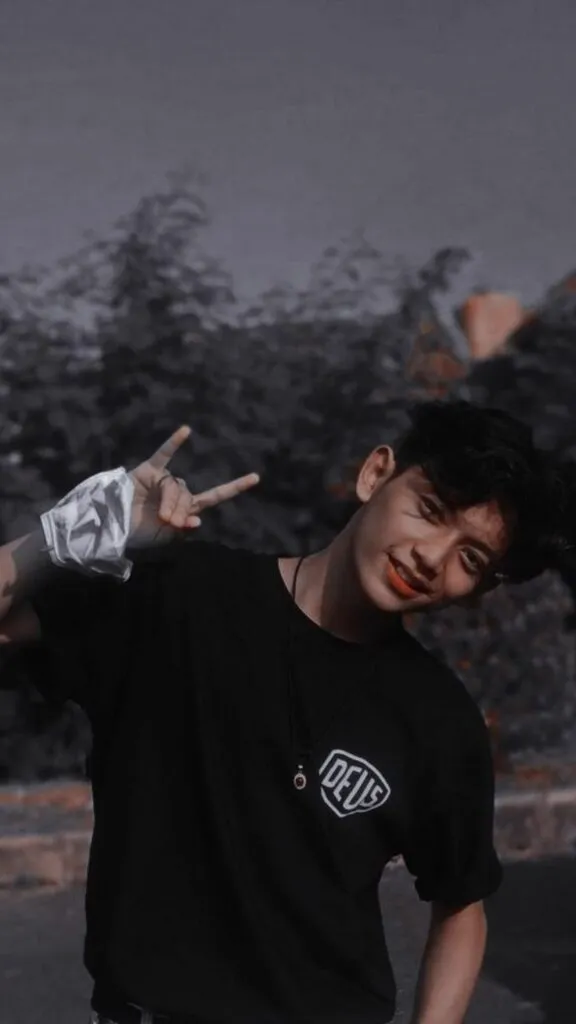 Foto Cowok Ganteng Buat Foto Profil