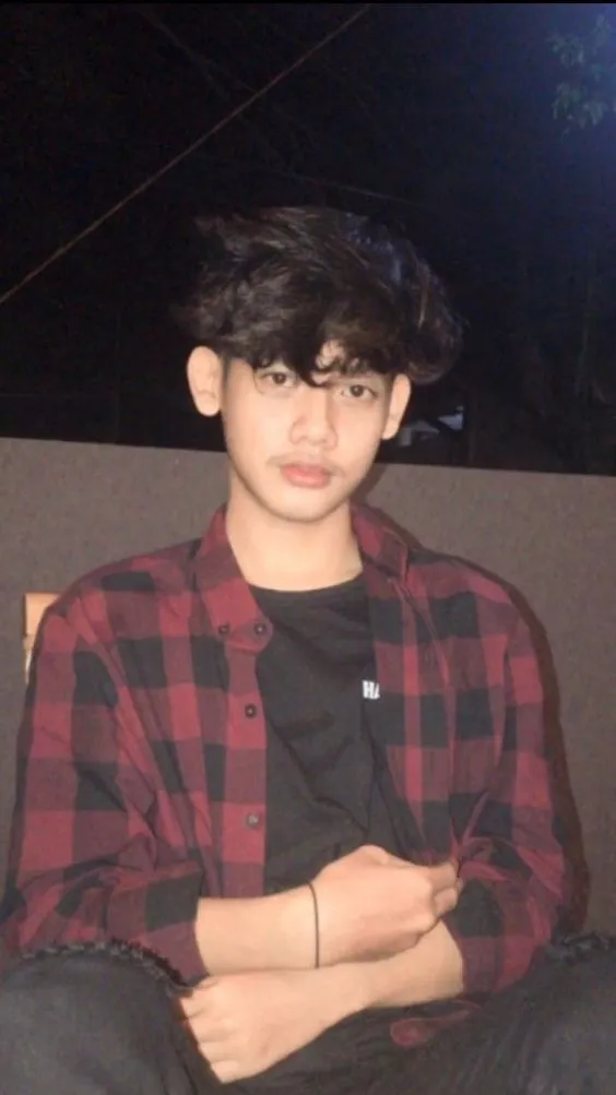 Foto Cowok Ganteng Buat Foto Profil