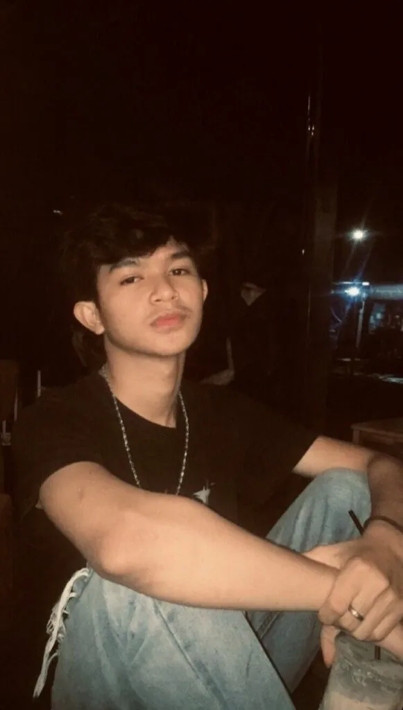 Foto Cowok Ganteng Buat Foto Profil