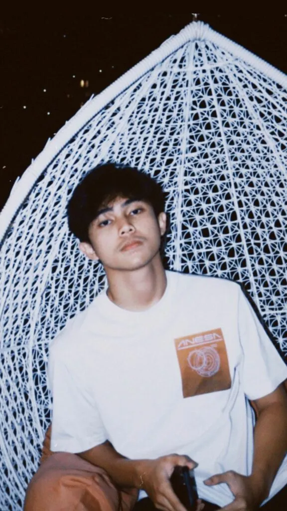 Foto Cowok Ganteng Buat Foto Profil