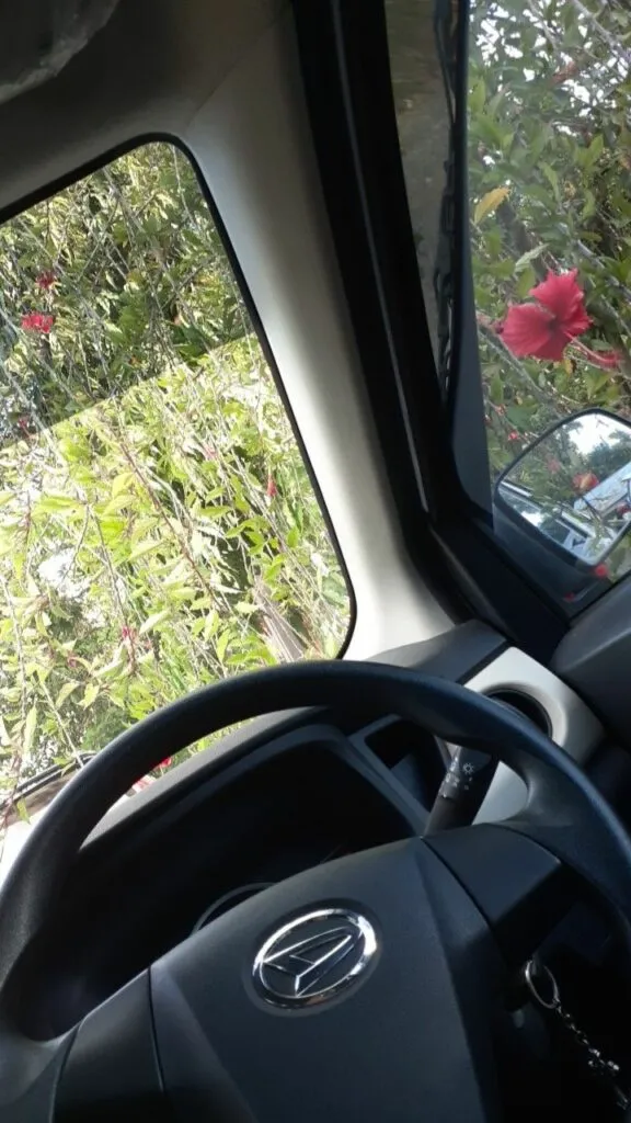 Kumpulan Foto Dalam Mobil Terbagus dan Terlengkap 14 Foto Dalam Mobil