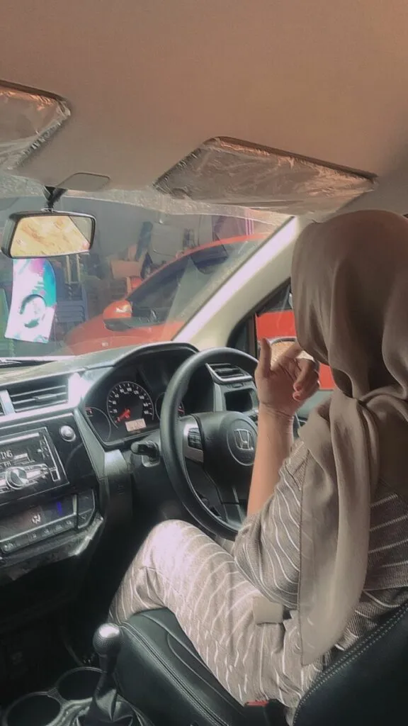 Kumpulan Foto Dalam Mobil Terbagus dan Terlengkap 25 Foto Dalam Mobil