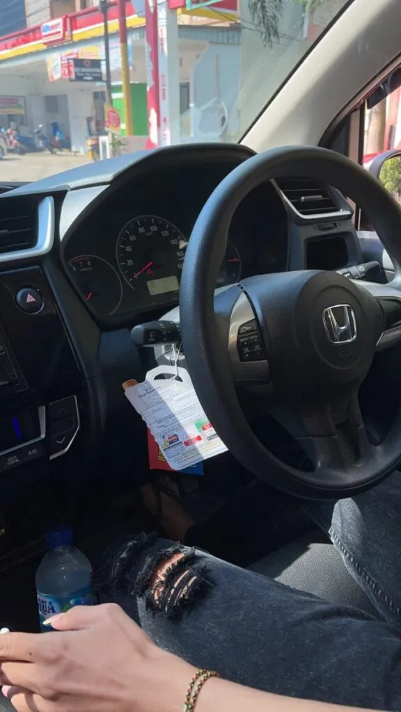 Kumpulan Foto Dalam Mobil Terbagus dan Terlengkap 31 Foto Dalam Mobil