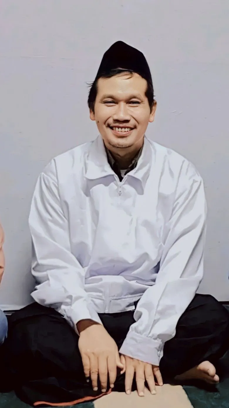 Kumpulan Foto Gus Baha Terbagus dan Terlengkap 10 Foto Gus Baha