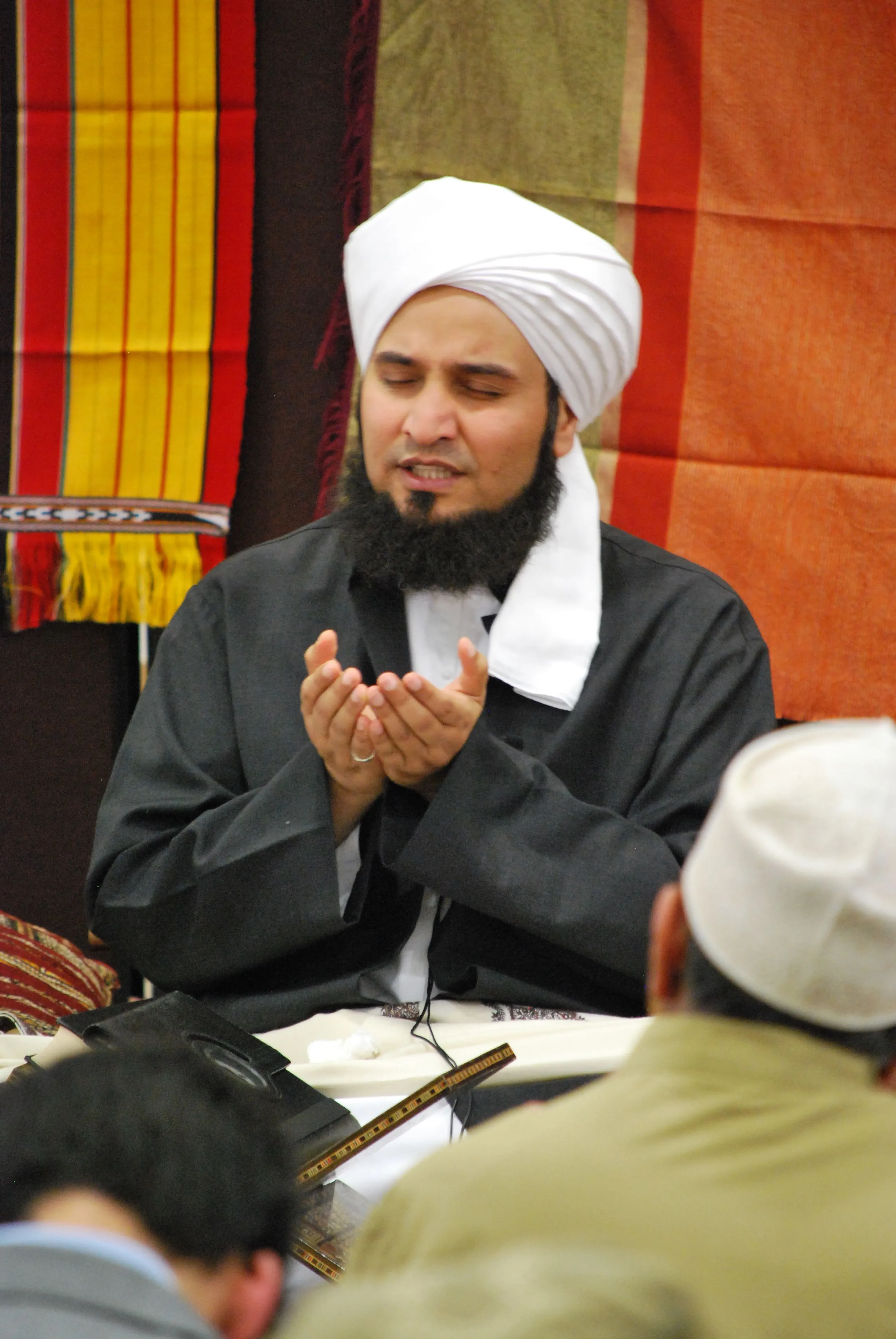 Kumpulan Foto Habib Ali Al Jufri Terbagus dan Terlengkap 24 Foto Habib Ali Al Jufri