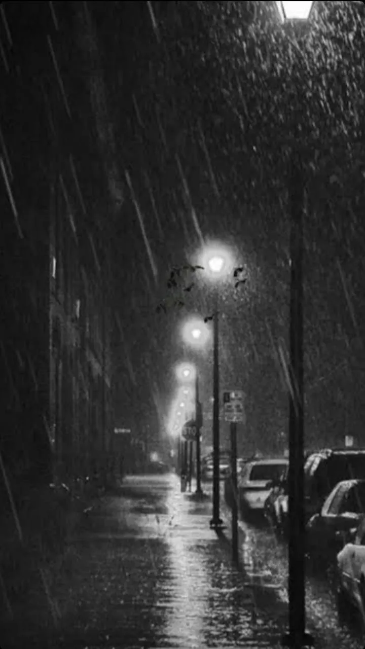 Kumpulan Foto Hujan Malam Hari Terbagus dan Terlengkap 17 Foto Hujan Malam Hari