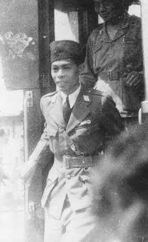 Kumpulan Foto Jendral Sudirman Terbagus dan Terlengkap 8 Foto Jendral Sudirman