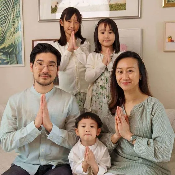 Kumpulan Foto Keluarga Korea Terbagus dan Terlengkap 6 Foto Keluarga Korea
