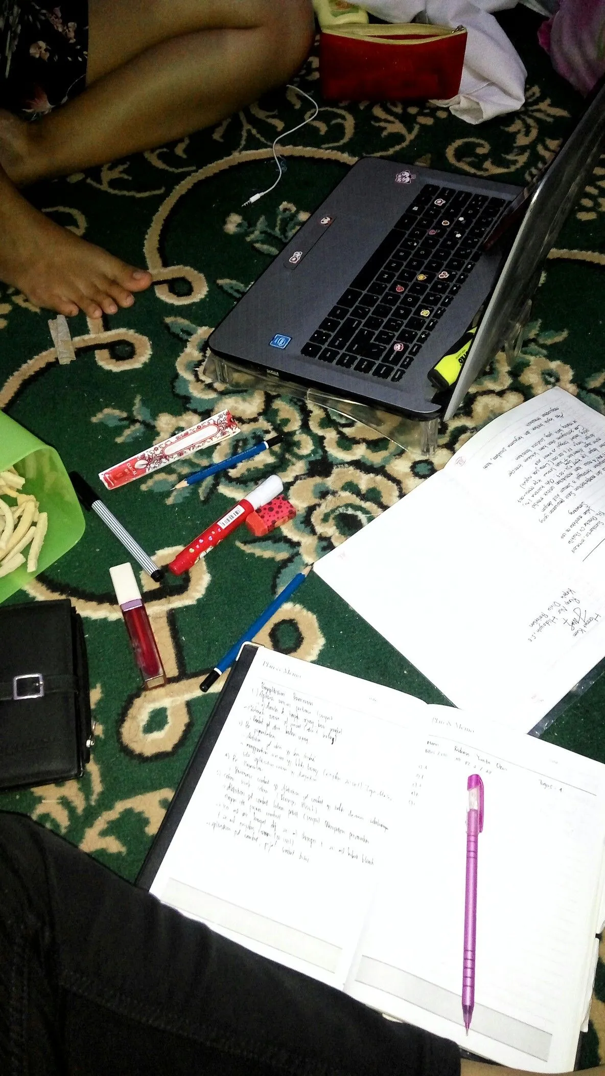 Kumpulan Foto Kerja Kelompok Terbagus dan Terlengkap 14 Foto Kerja Kelompok