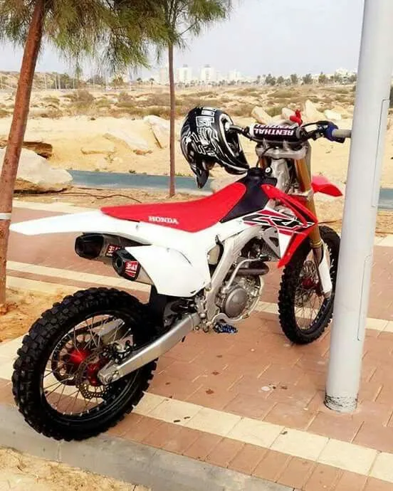 Kumpulan Foto Motor CRF Paling Keren Terbagus dan Terlengkap 10 Foto Motor CRF