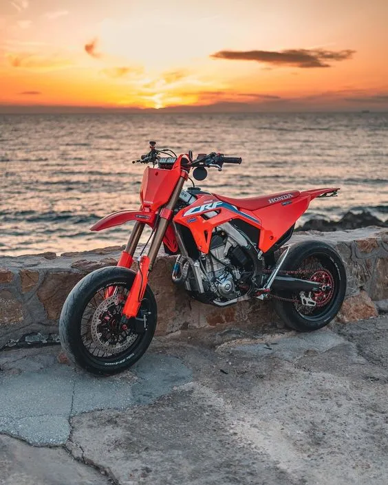 Kumpulan Foto Motor CRF Paling Keren Terbagus dan Terlengkap 7 Foto Motor CRF