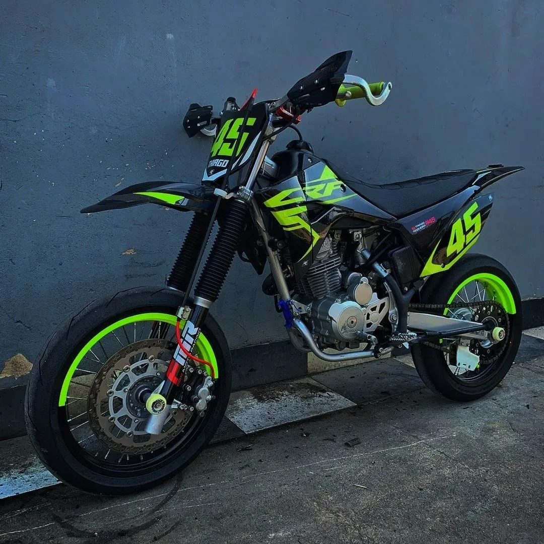 Kumpulan Foto Motor CRF Paling Keren Terbagus dan Terlengkap 22 Foto Motor CRF