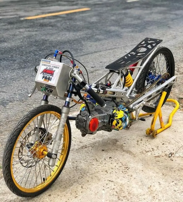 Kumpulan Foto Motor Drag Paling Keren Terbagus dan Terlengkap 21 Foto Motor Drag