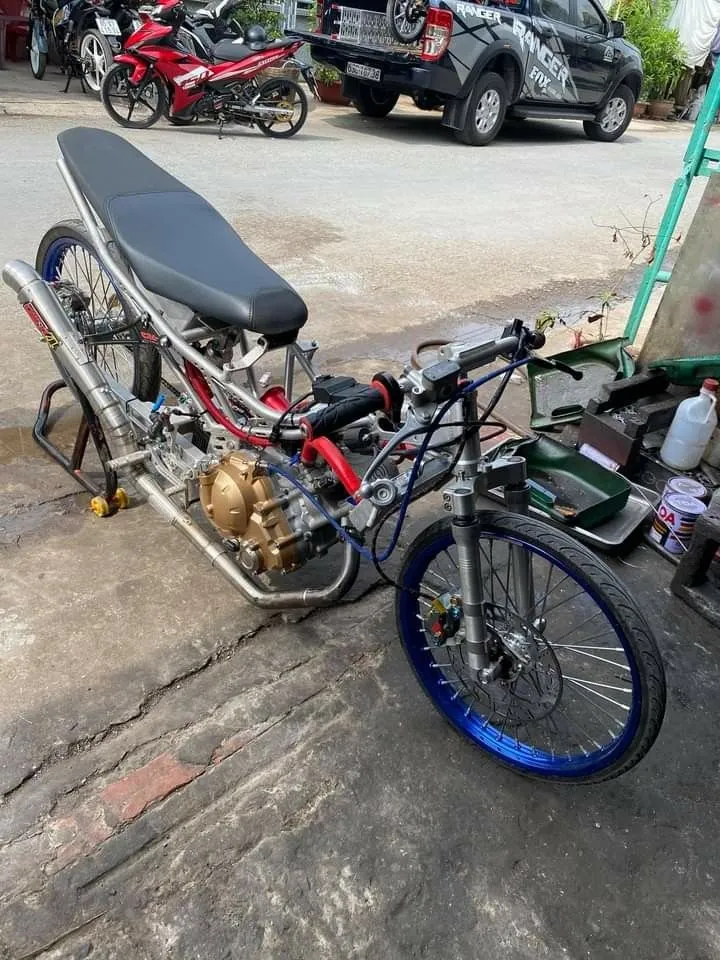 Kumpulan Foto Motor Drag Paling Keren Terbagus dan Terlengkap 4 Foto Motor Drag