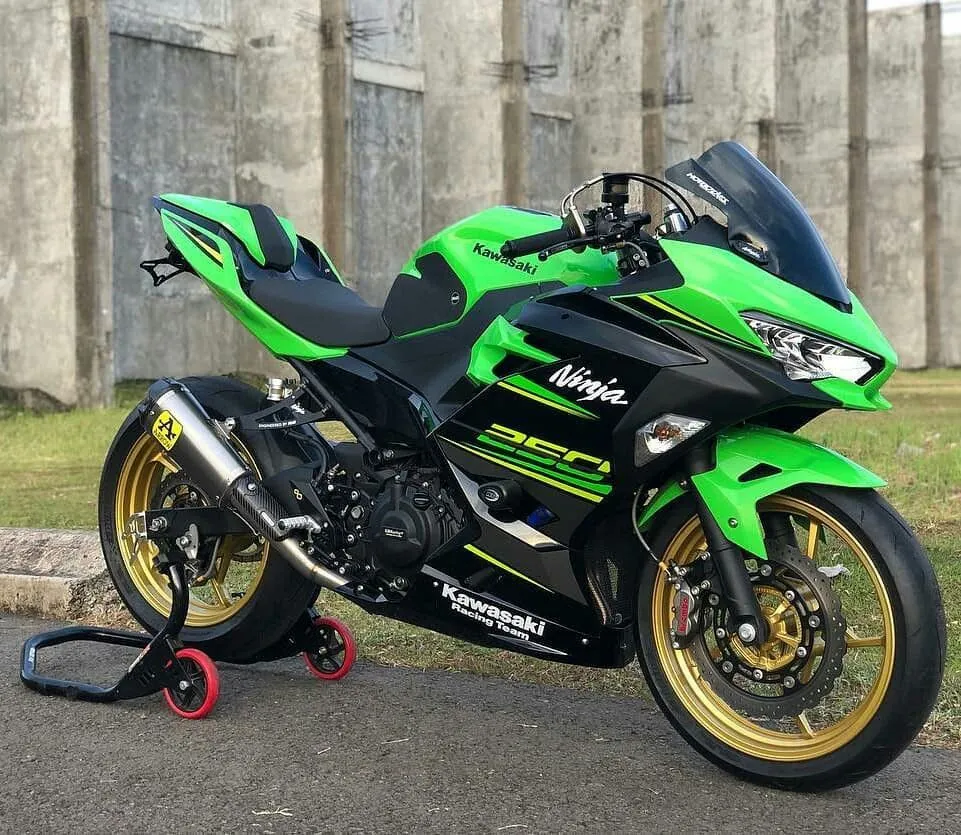 Kumpulan Foto Motor Ninja Keren Terbagus dan Terlengkap 7 Foto Motor Ninja