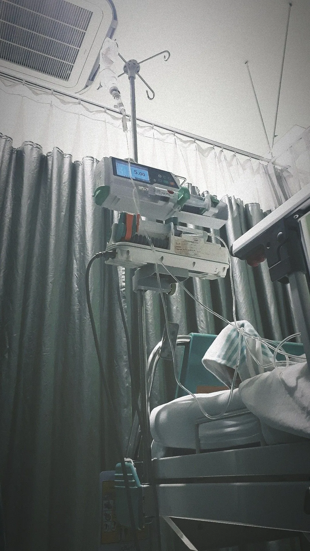 Kumpulan Foto Orang di Rumah Sakit Terbagus dan Terlengkap 31 Foto Orang di Rumah Sakit