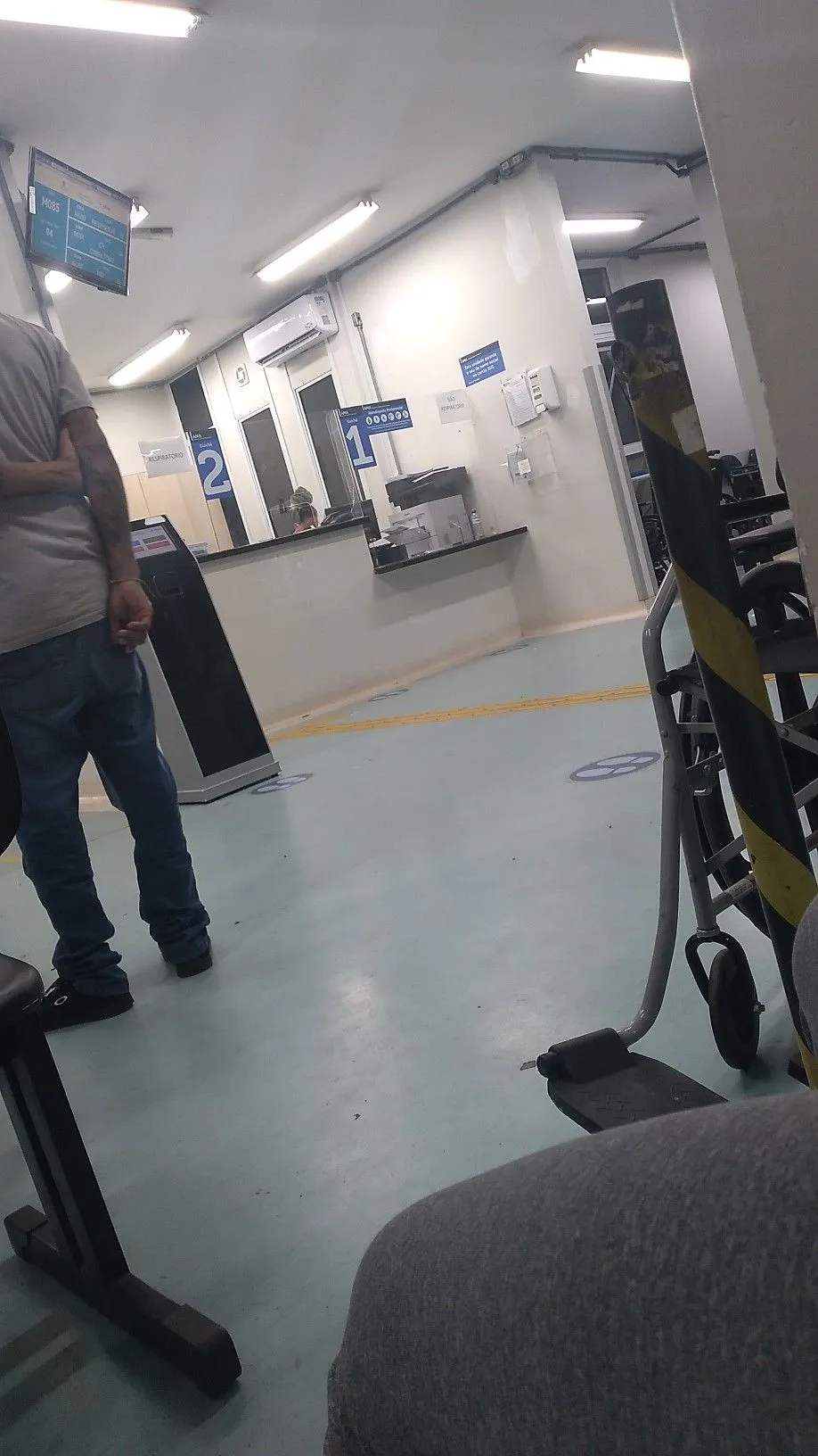 Kumpulan Foto Orang di Rumah Sakit Terbagus dan Terlengkap 7 Foto Orang di Rumah Sakit