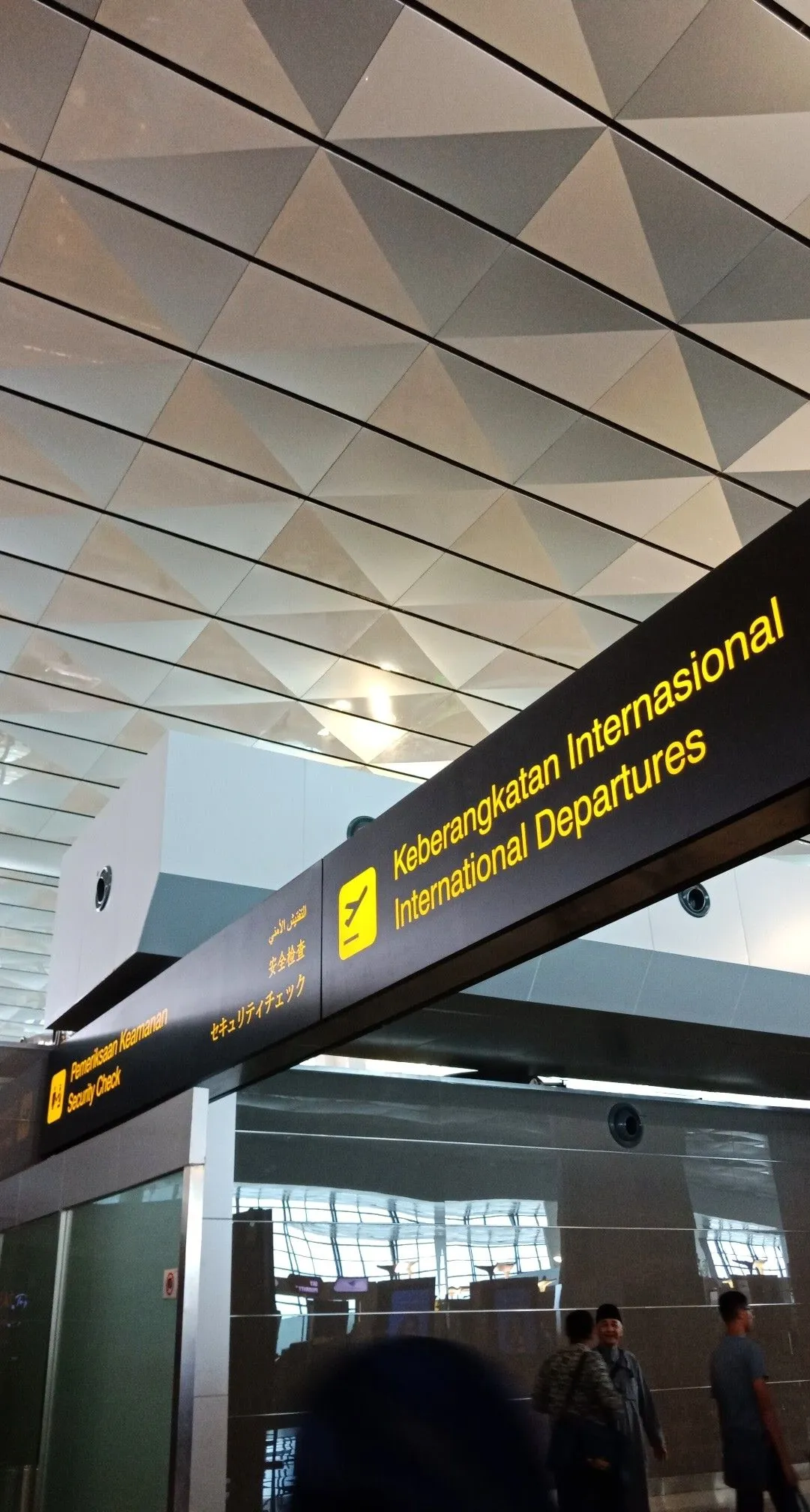 Kumpulan Foto Bandara Soekarno Hatta Terbagus dan Terlengkap 7 Foto Bandara Soekarno Hatta