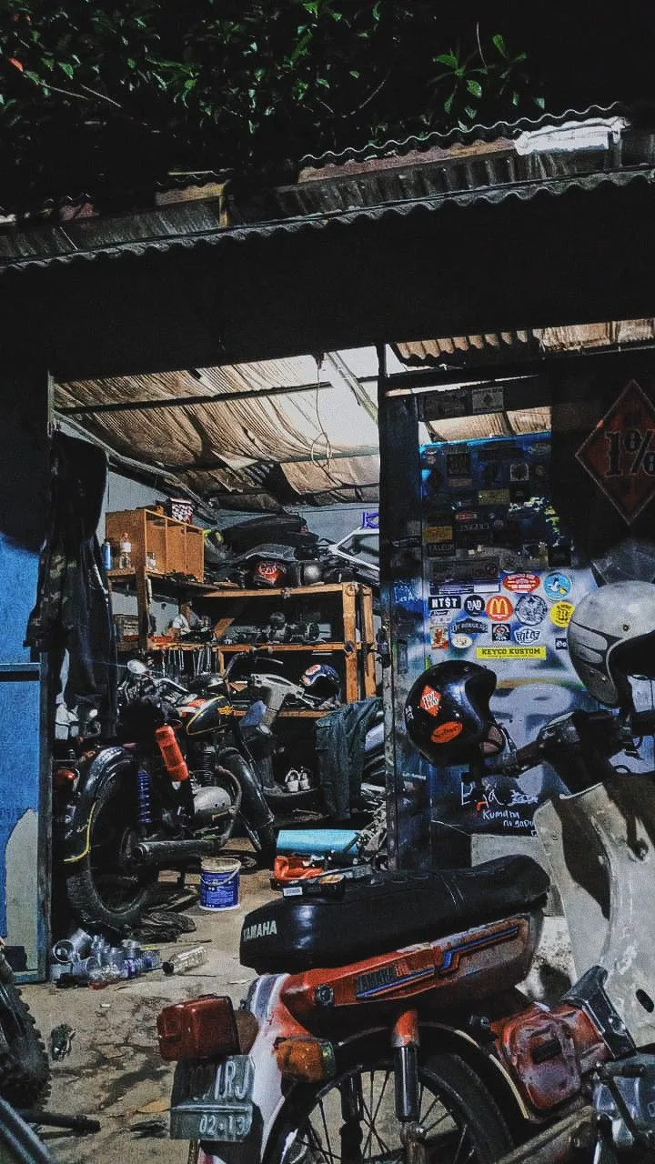 Kumpulan Foto Bengkel Motor Terbagus dan Terlengkap 14 Foto Bengkel Motor