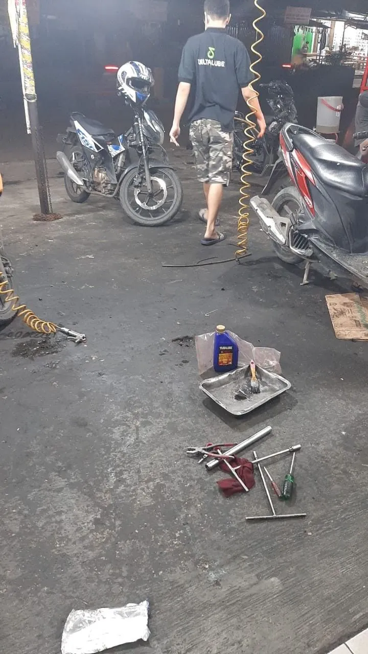Kumpulan Foto Bengkel Motor Terbagus dan Terlengkap 31 Foto Bengkel Motor