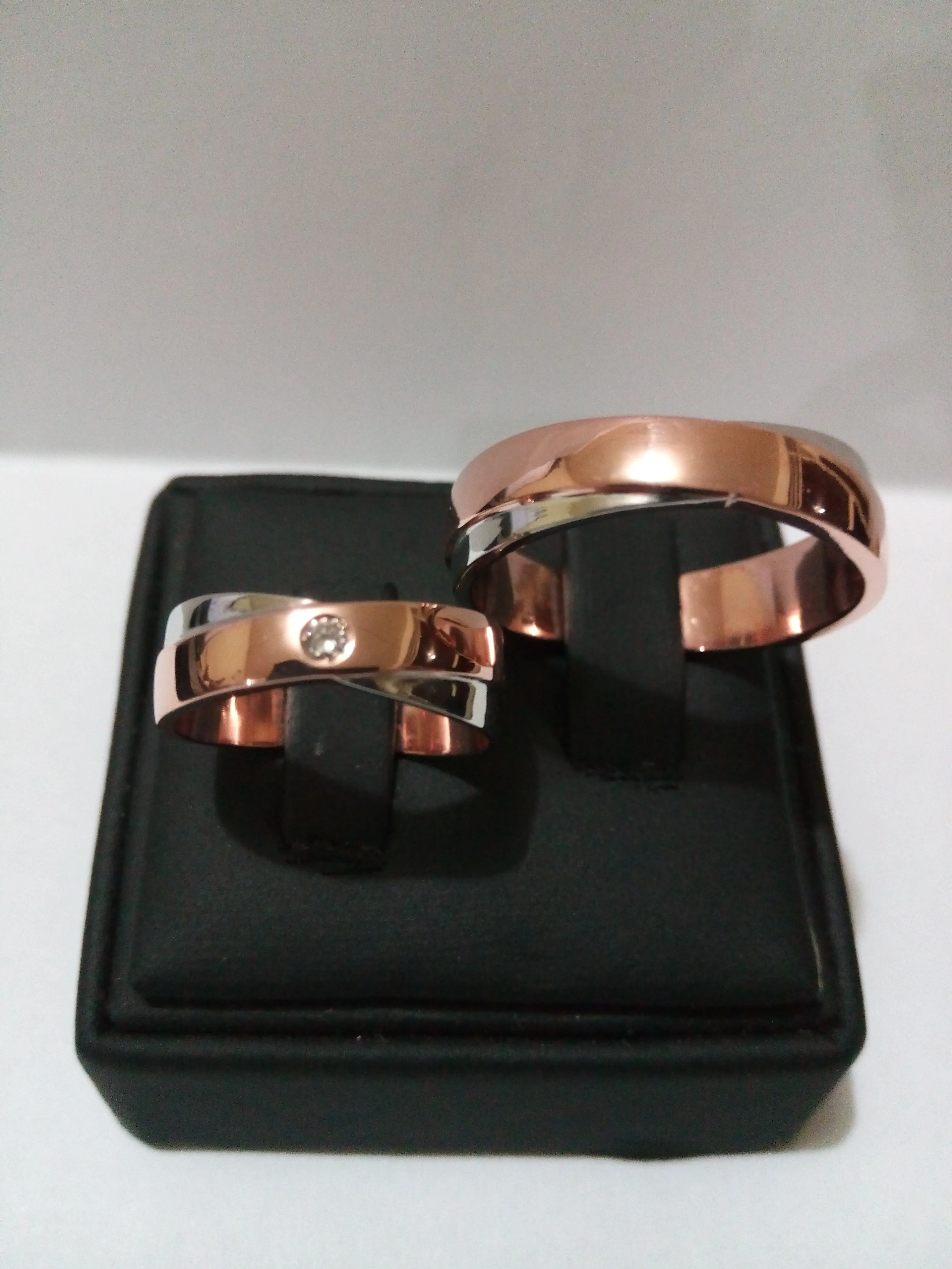 Kumpulan Foto Cincin Pernikahan Terbagus dan Terlengkap 22 Foto Cincin Pernikahan