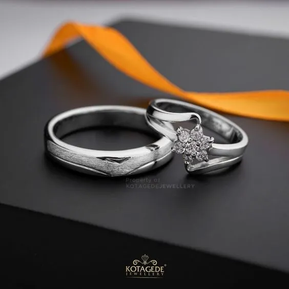 Kumpulan Foto Cincin Pernikahan Terbagus dan Terlengkap 19 Foto Cincin Pernikahan