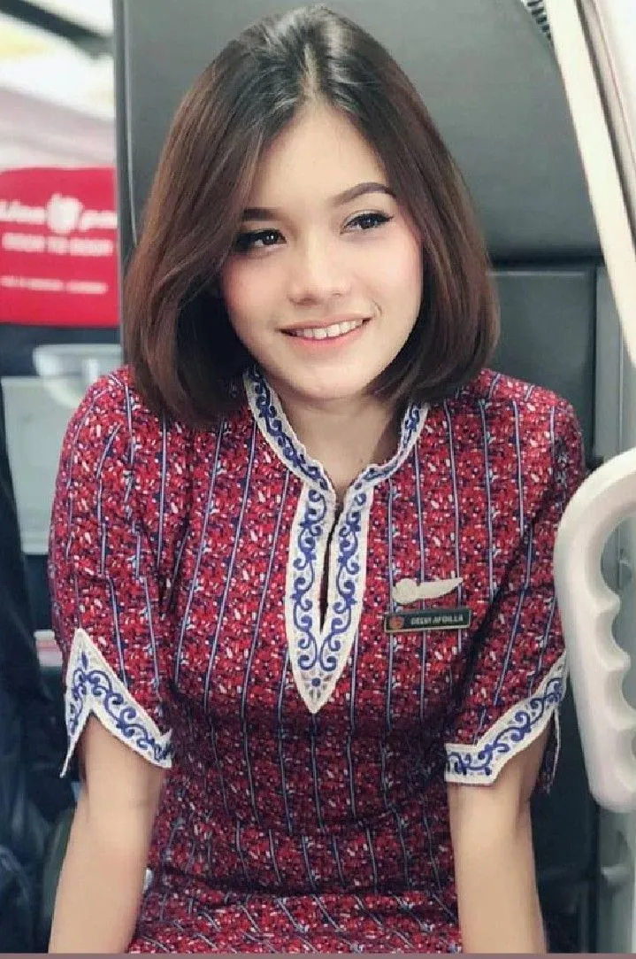 Kumpulan Foto Pramugari Lion Air Cantik Terbagus dan Terlengkap 17 Foto Pramugari Lion Air