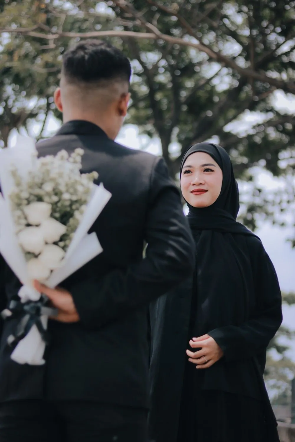 Kumpulan Foto Prewedding Baju Hitam Terbagus dan Terlengkap 14 Foto Prewedding Baju Hitam