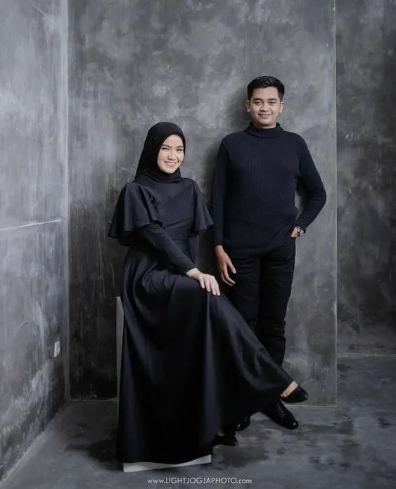 Kumpulan Foto Prewedding Baju Hitam Terbagus dan Terlengkap 2 Foto Prewedding Baju Hitam