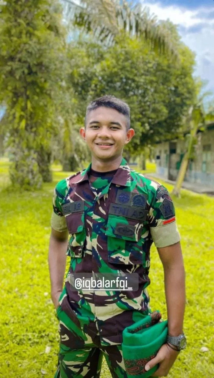 Kumpulan Foto TNI Ganteng Keren Terbagus dan Terlengkap 15 Foto TNI Ganteng