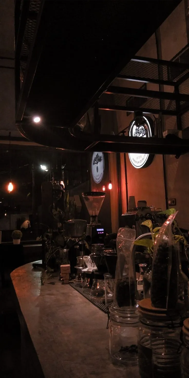Kumpulan Foto di Cafe Malam Hari Terbagus dan Terlengkap 30 Foto di Cafe Malam Hari