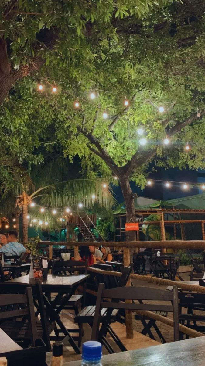 Kumpulan Foto di Cafe Malam Hari Terbagus dan Terlengkap 4 Foto di Cafe Malam Hari