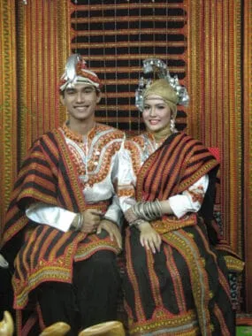 Gambar Pakaian Adat Aceh