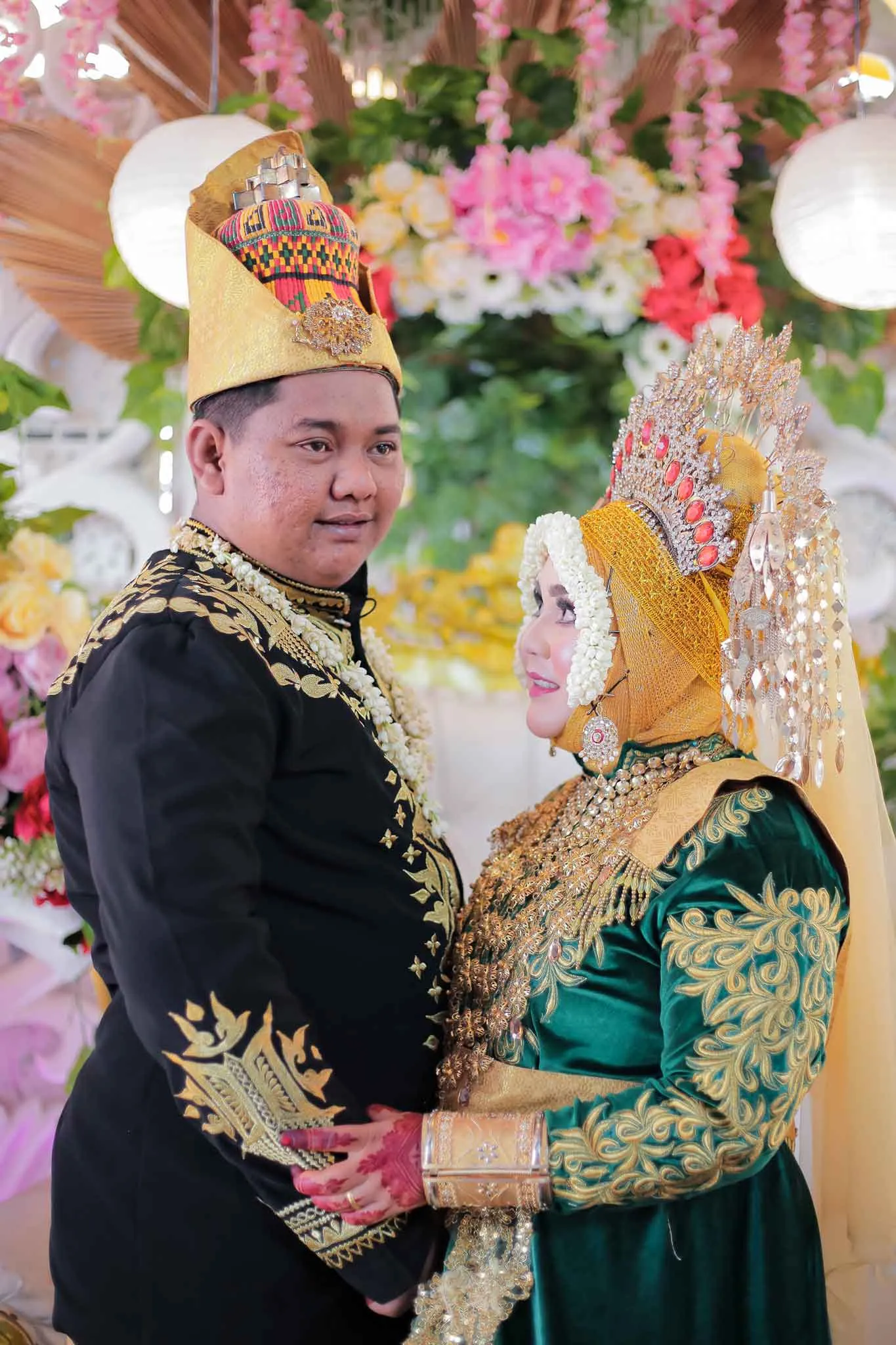 Gambar Pakaian Adat Aceh