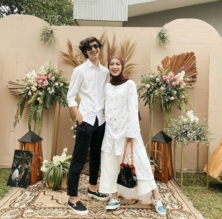 Kumpulan Prewedding Casual Putih Menarik Terbagus dan Lengkap 15 Prewedding Casual Putih