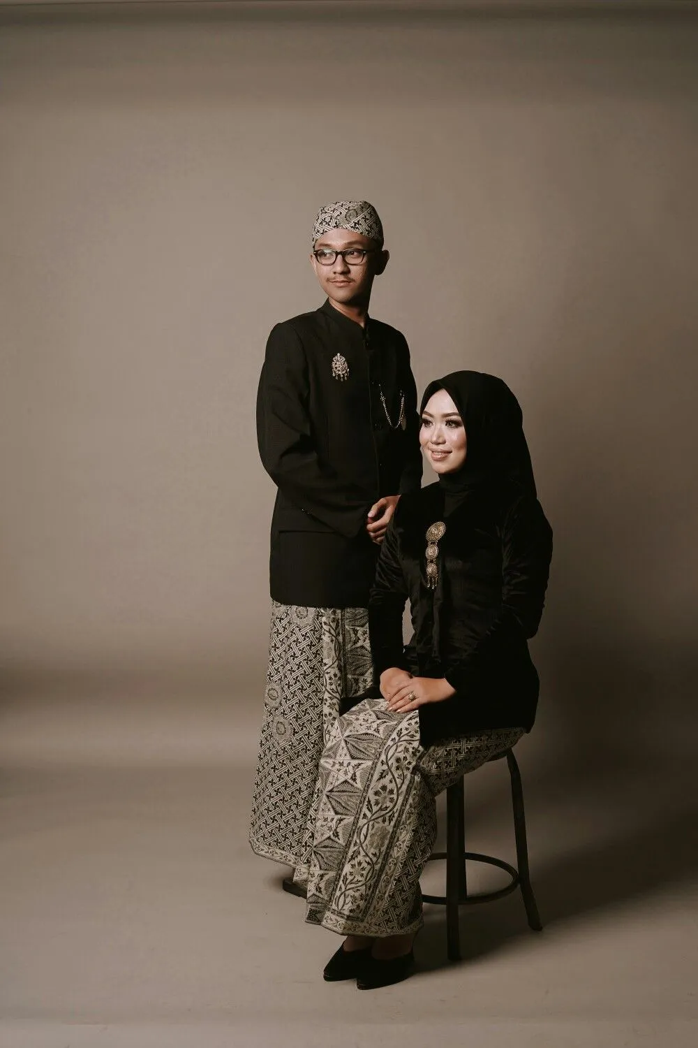 Kumpulan Prewedding Indoor Elegant Terbagus dan Terlengkap 18 Prewedding Indoor Elegant