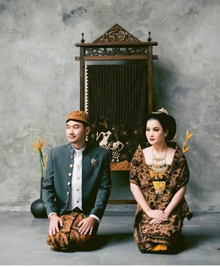 Kumpulan Prewedding Indoor Elegant Terbagus dan Terlengkap 26 Prewedding Indoor Elegant