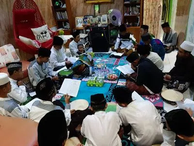 Kumpulan Foto Pengajian Terbagus dan Terlengkap 5 Foto Pengajian