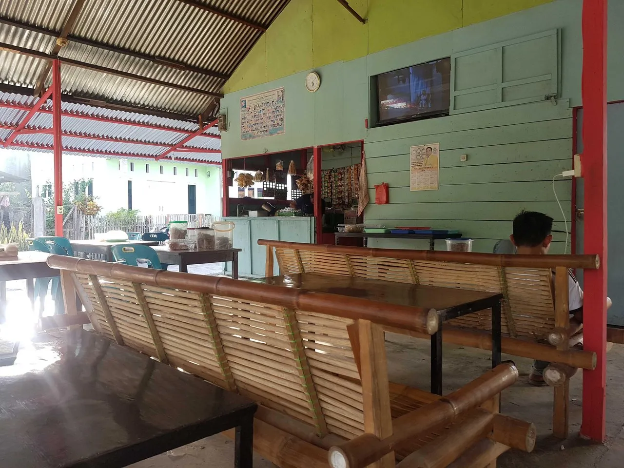 Kumpulan Desain Warung Kopi Sederhana di Kampung Terbagus 17 Desain Warung Kopi Sederhana di Kampung