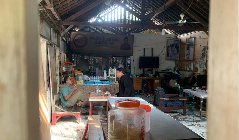 Kumpulan Desain Warung Kopi Sederhana di Kampung Terbagus 20 Desain Warung Kopi Sederhana di Kampung