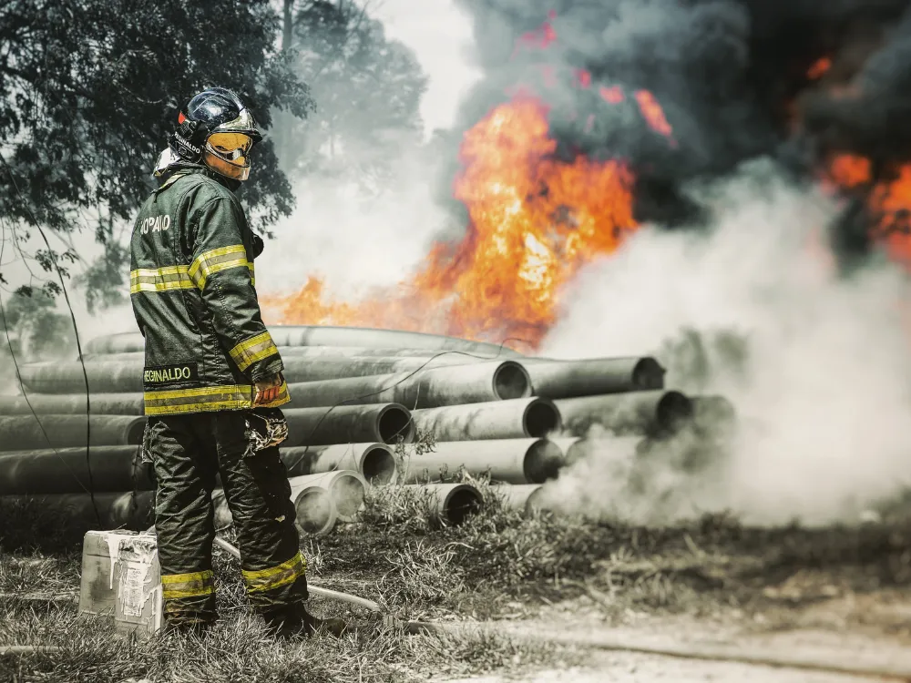 Kumpulan Gambar Pemadam Kebakaran Terbagus dan Terlengkap 20 Gambar Pemadam Kebakaran