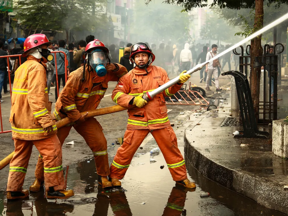 Kumpulan Gambar Pemadam Kebakaran Terbagus dan Terlengkap 3 Gambar Pemadam Kebakaran