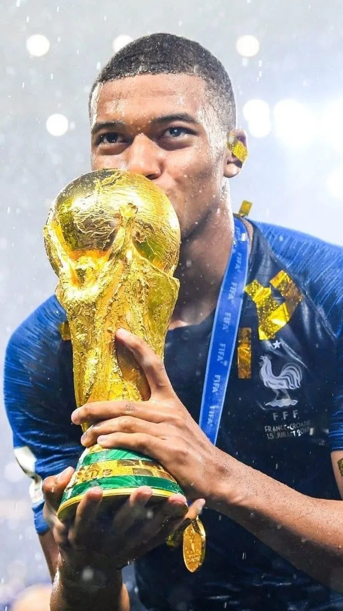 Kumpulan Foto Mbappe Keren Terbagus dan Terlengkap 8 Foto Mbappe