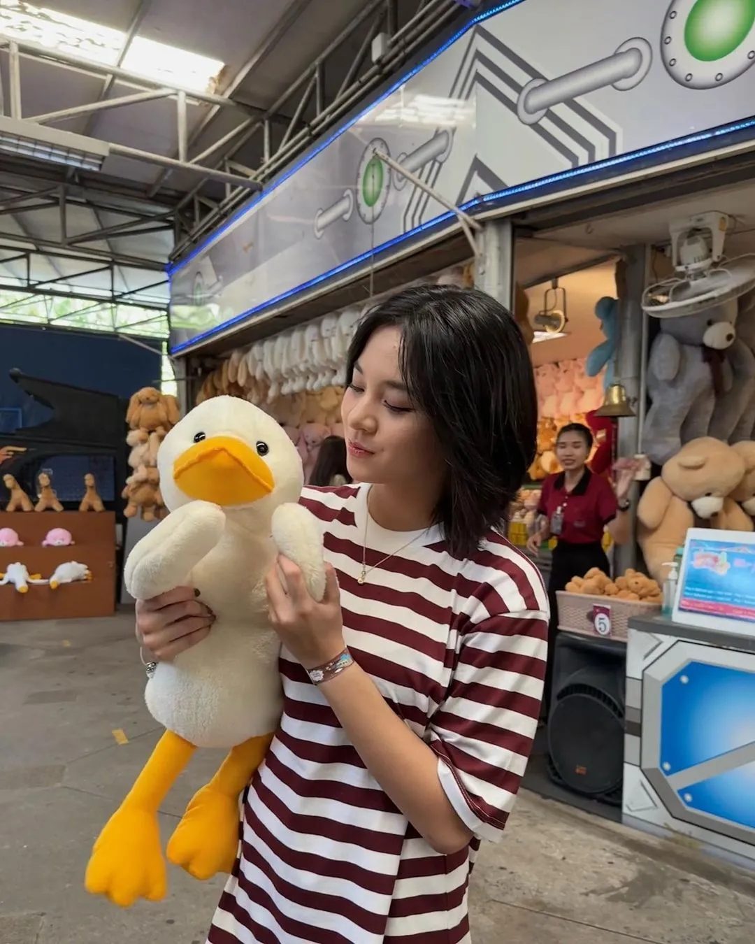 Kumpulan Foto Zee Jkt48 Paling Cantik dan Terlengkap 3 Foto Zee Jkt48