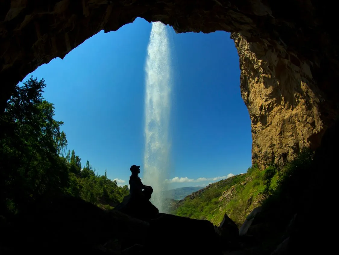 Kumpulan Foto Air Terjun Paling Indah Terbagus dan Terlengkap 11 Foto Air Terjun