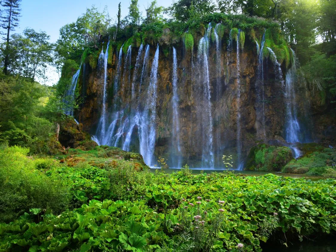 Kumpulan Foto Air Terjun Paling Indah Terbagus dan Terlengkap 23 Foto Air Terjun