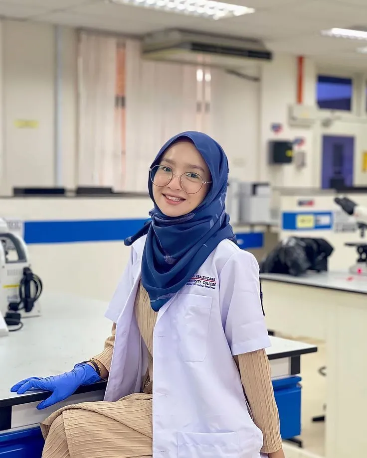 Kumpulan Foto Dokter Cantik Paling Menawan Terbagus dan Terlengkap 17 Foto Dokter Cantik